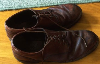 How to fix marks on leather shoes - LetsFixIt