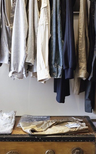 closet clothes